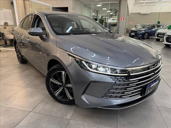 BYD KING 1.5 DM-I PHEV GS AUTOMÁTICO BYD KING 1.5 DM-I PHEV GS AUTOMÁTICO